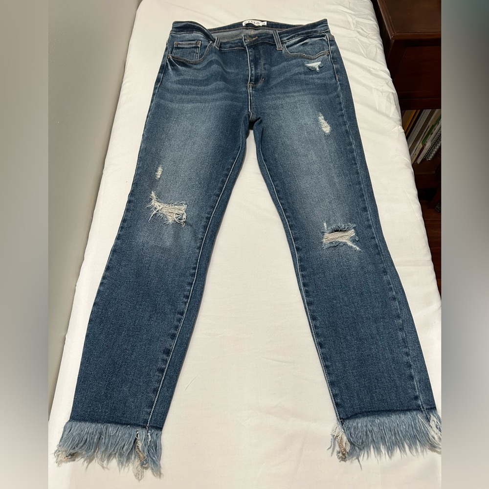 Cello Distressed Dark Blue Cropped Jeans with Frayed Hem